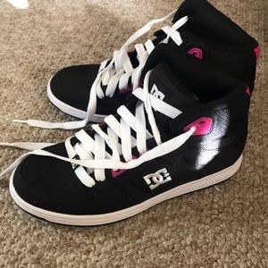Women DC shoes
